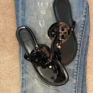 Never Worn Tory Burch Glossy Black Sandals